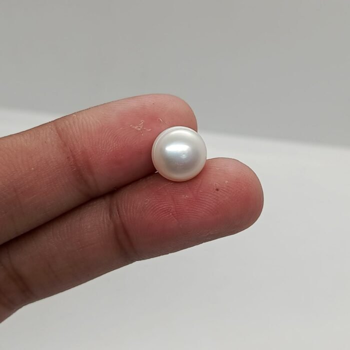 natural pearl