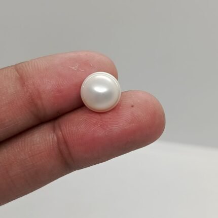 natural pearl