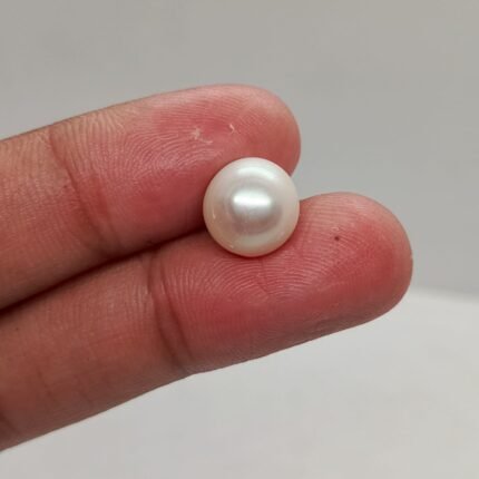 natural pearl