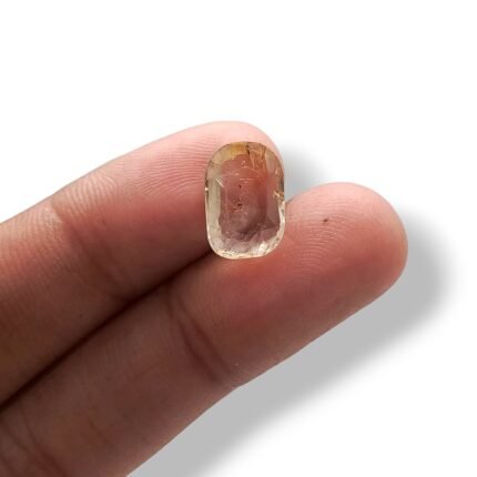 Gilgit Pukhraj Gemstone