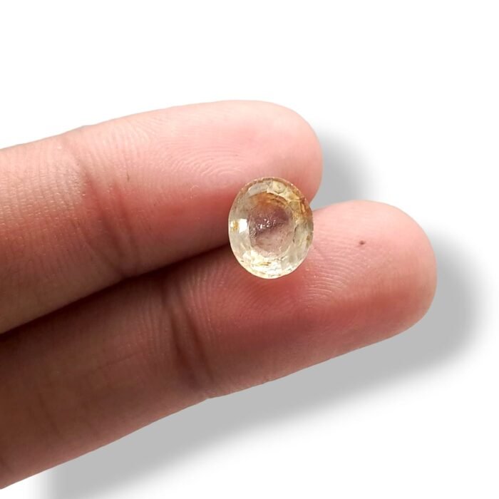 Gilgit Pukhraj Gemstone