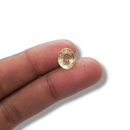 Gilgit Pukhraj Gemstone